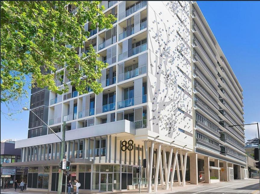 Chatswood Walk To Train Shopping * Sydney